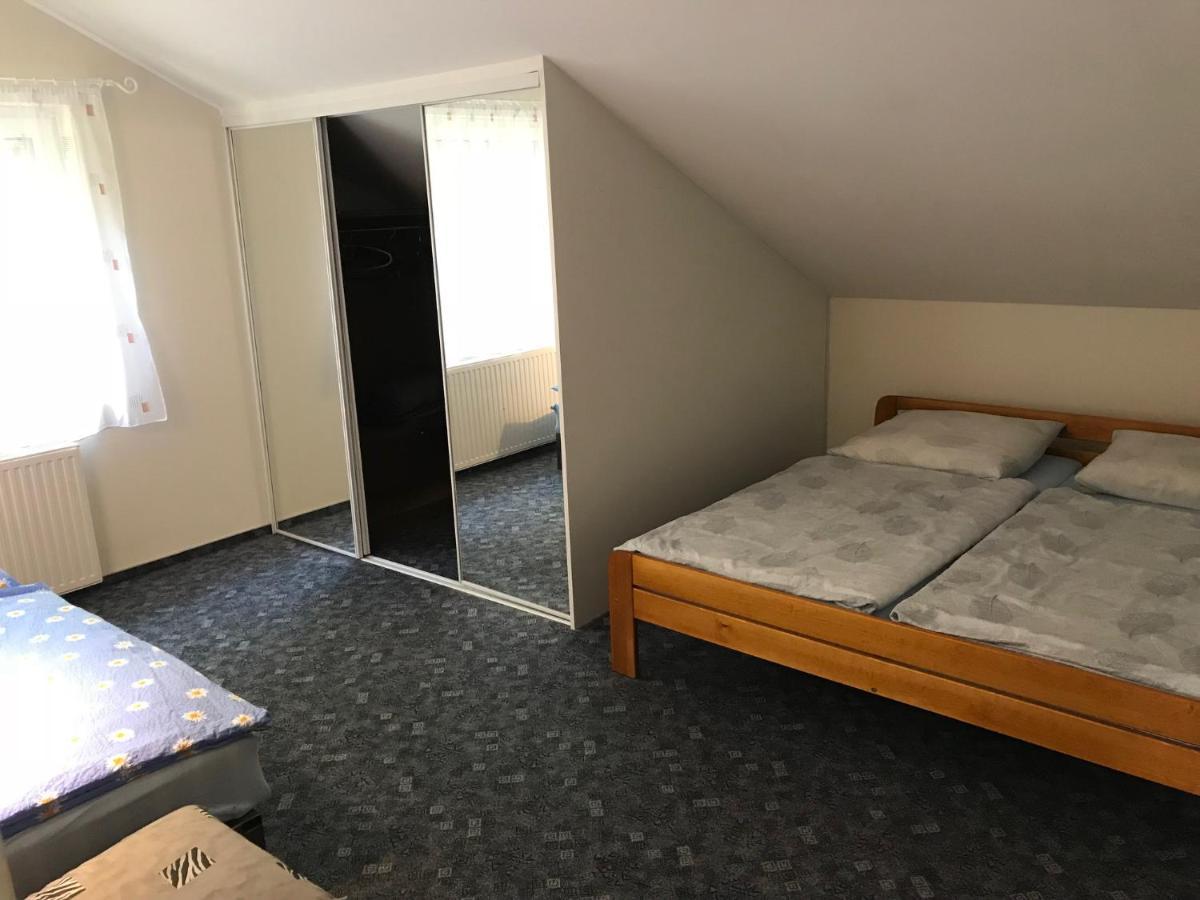 Villa Akos Haz à Siófok Extérieur photo